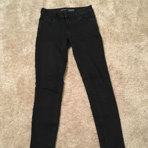 Black Old Navy Lowrise Rockstar Skinny Jeans 4Tall